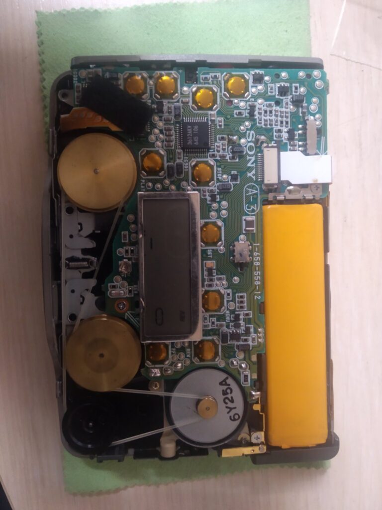Sony Walkman Cassette player WM-GX622